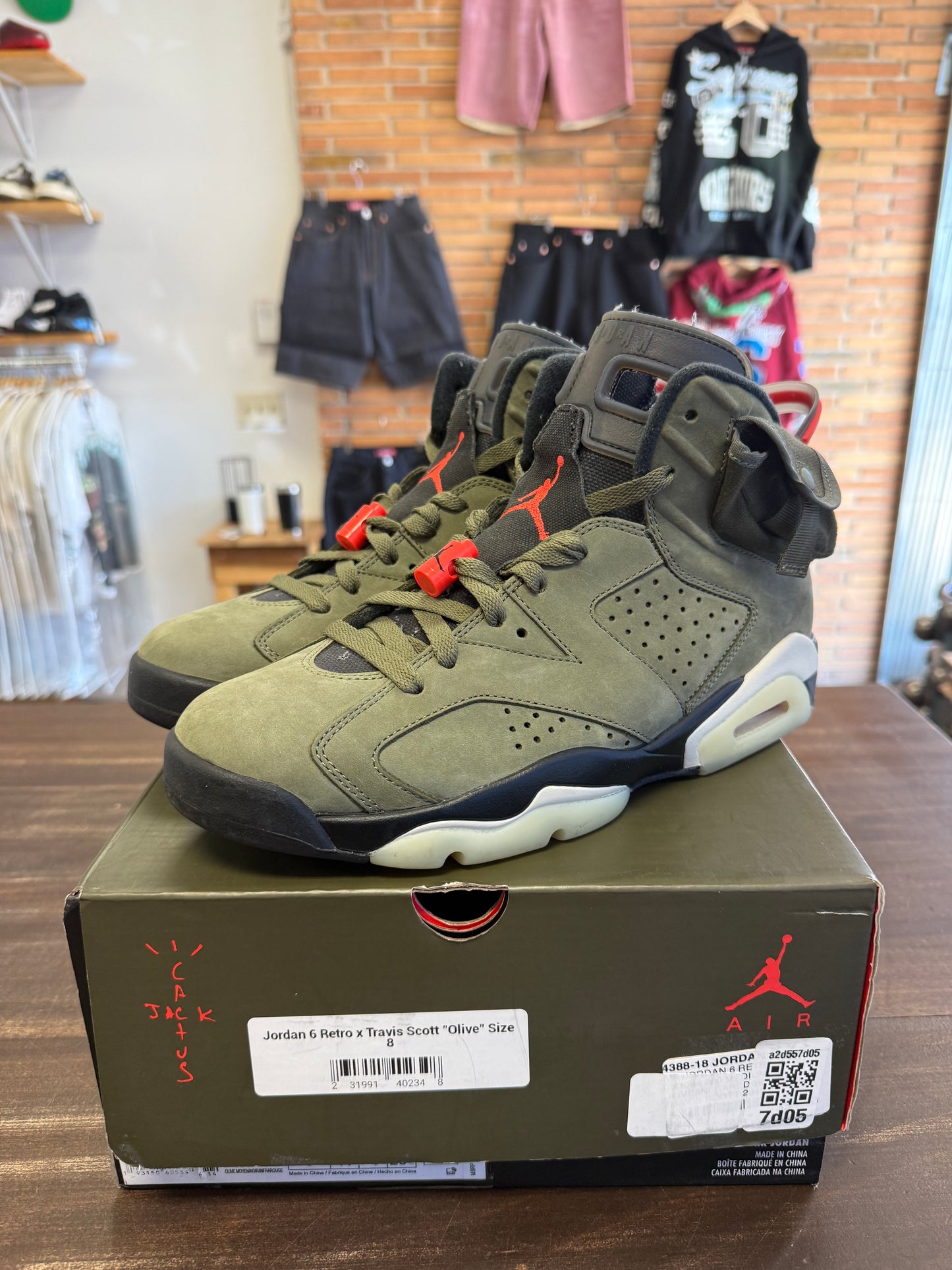 Jordan 6 Retro Travis Scott