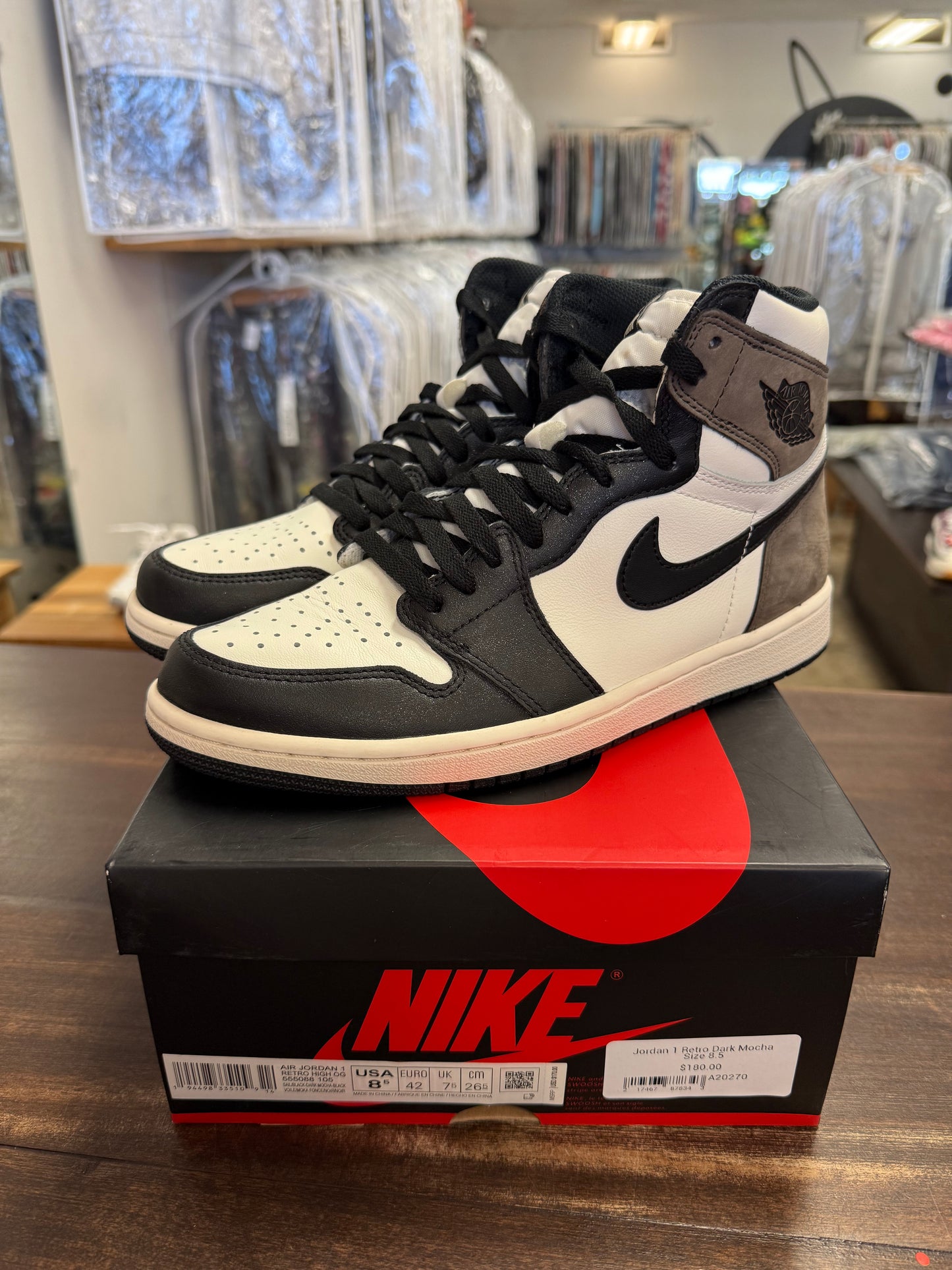 Jordan 1 Retro Dark Mocha