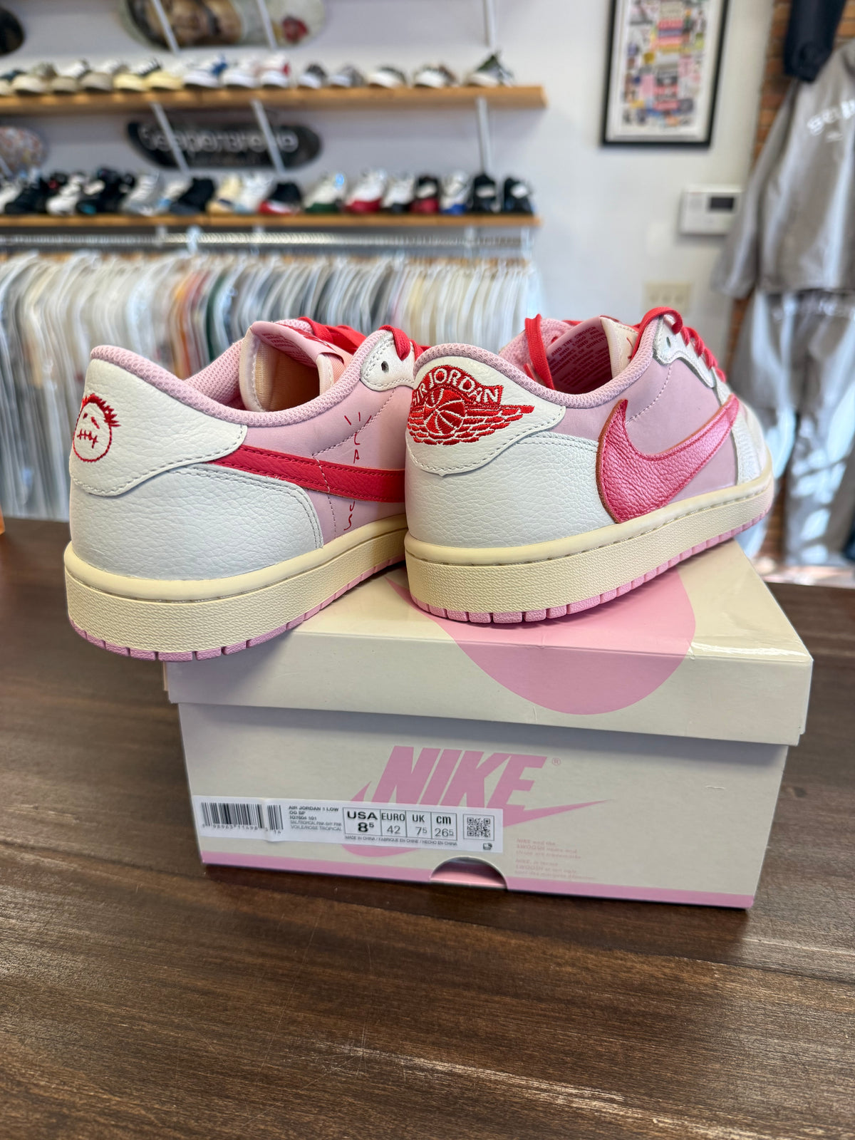 Jordan 1 Low OG SP Travis Scott Sail Tropical Pink