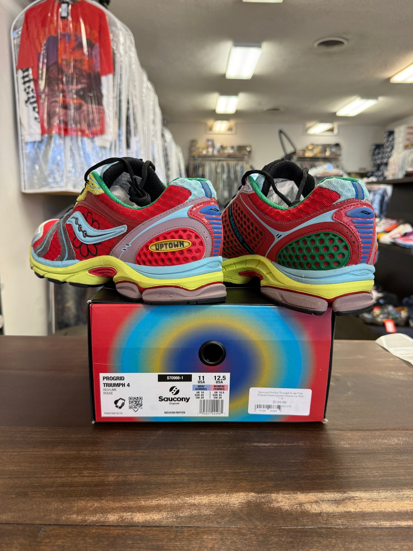 Saucony ProGrid Triumph 4 Jae Tips Flowers Grow Uptown Poison Ivy
