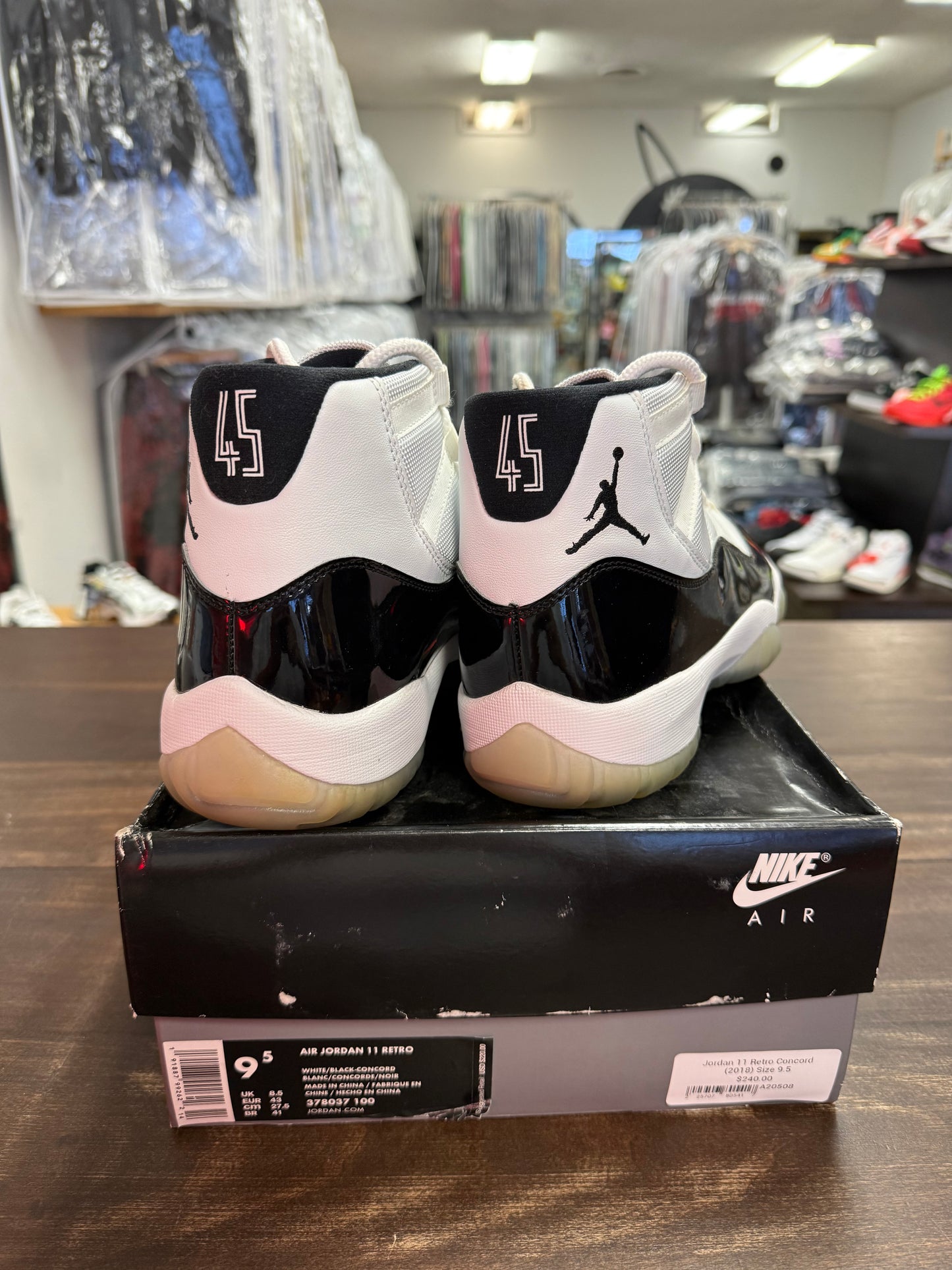 Jordan 11 Retro Concord (2018)