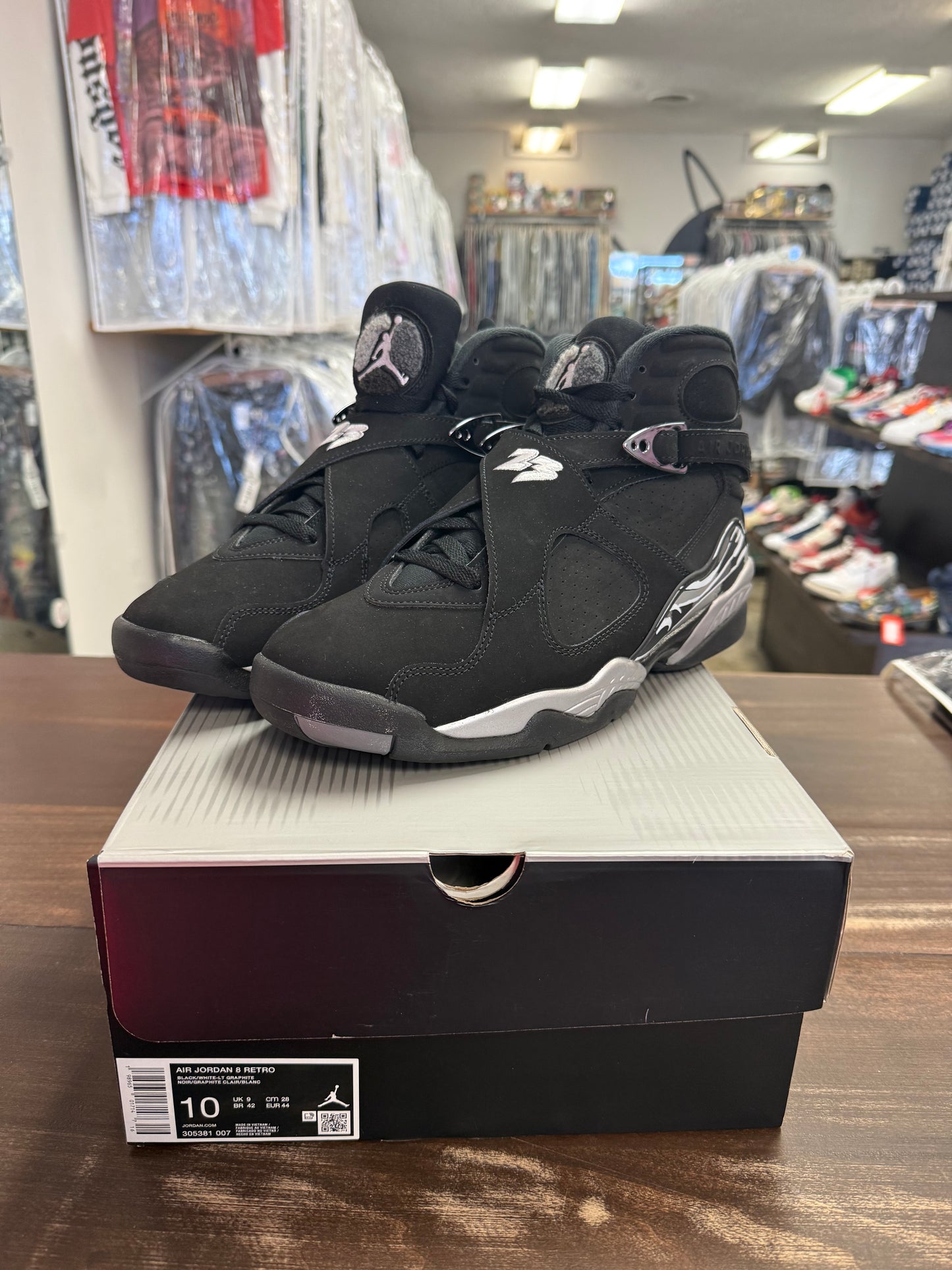 Jordan 8 Retro Chrome 2026