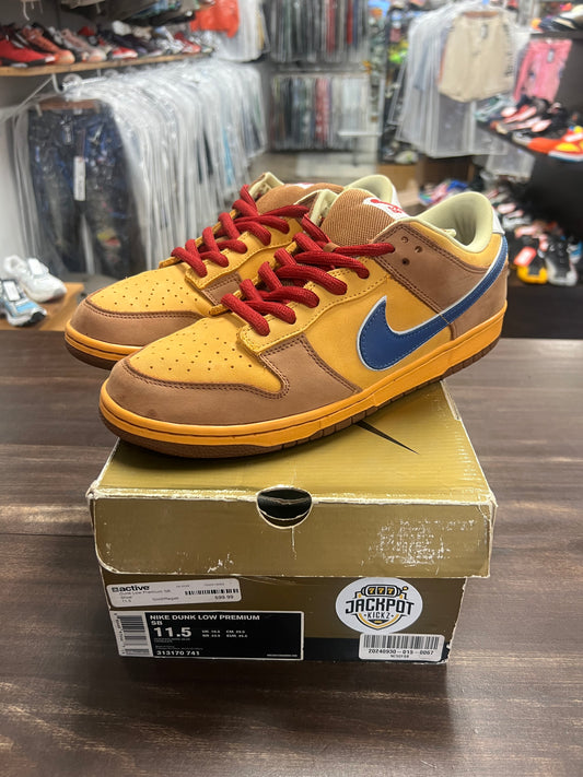 Nike SB Dunk Low Newcastle Brown Ale