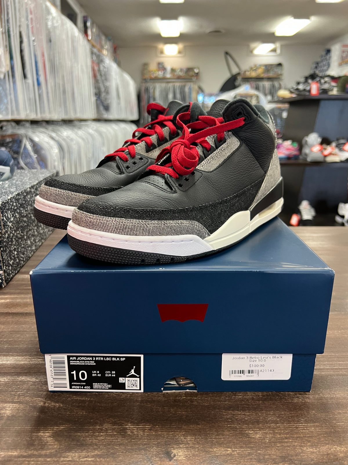 Jordan 3 Retro Levi's Black