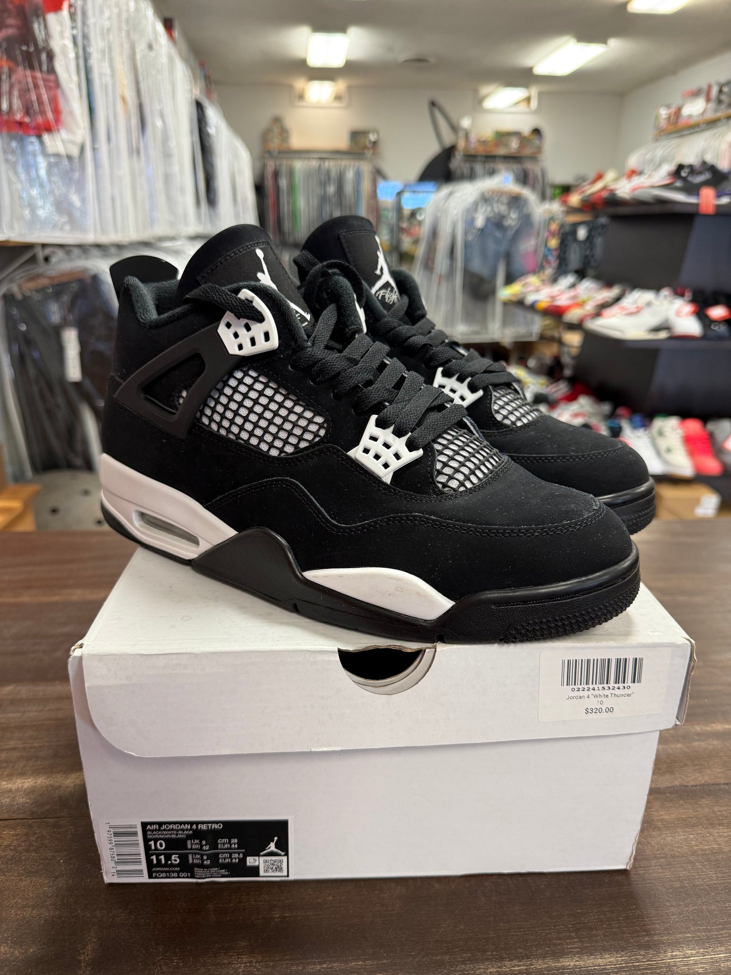 Jordan 4 Retro White Thunder