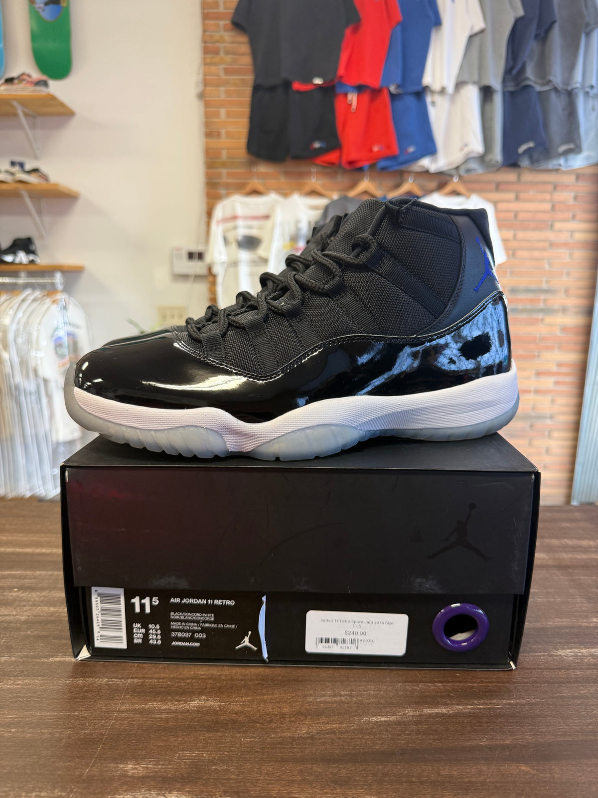 Jordan 11 Retro Space Jam 2016