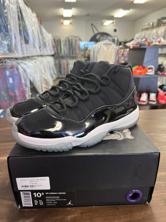 Jordan 11 Space Jam (2016)