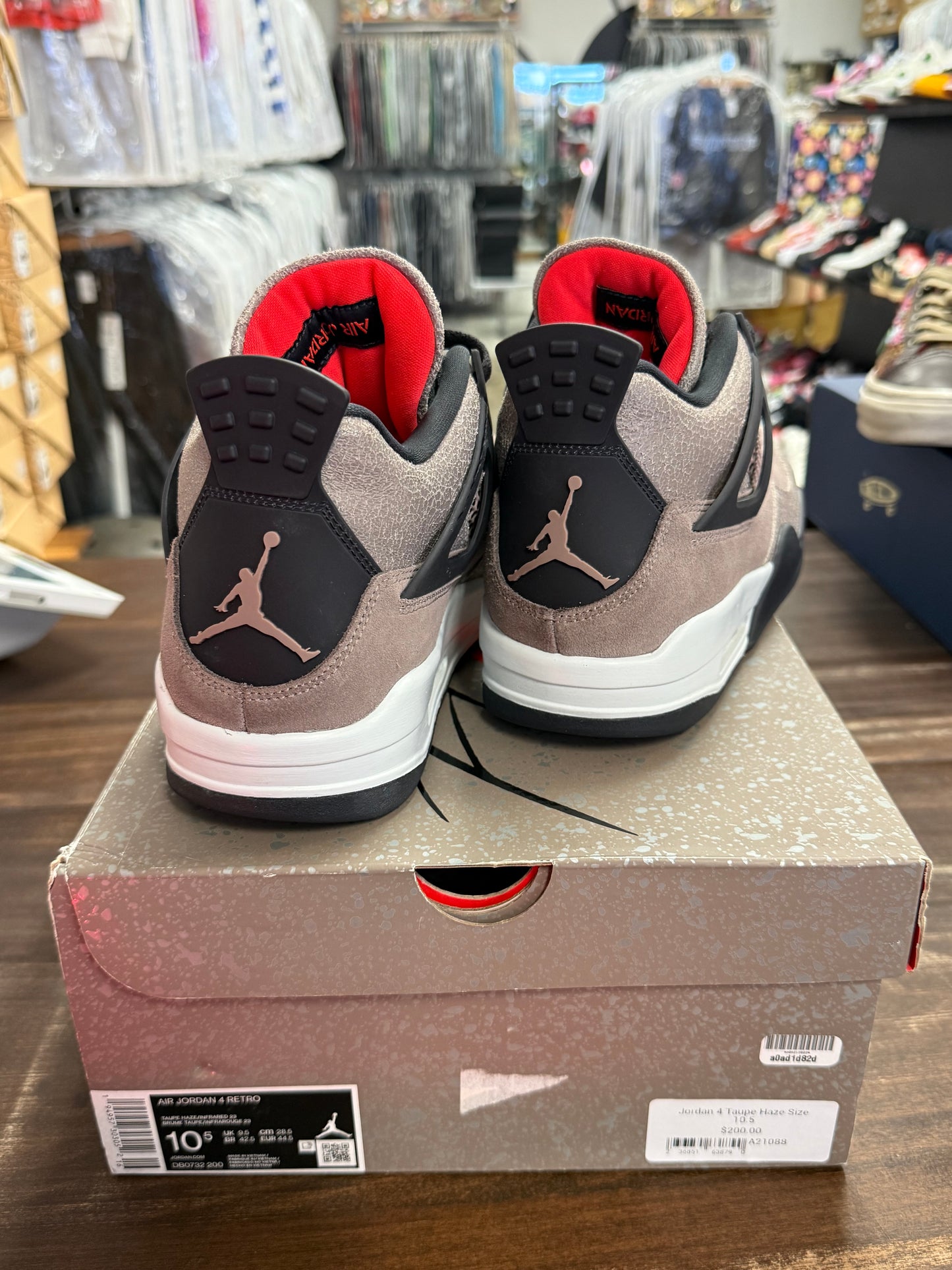 Jordan 4 Taupe Haze