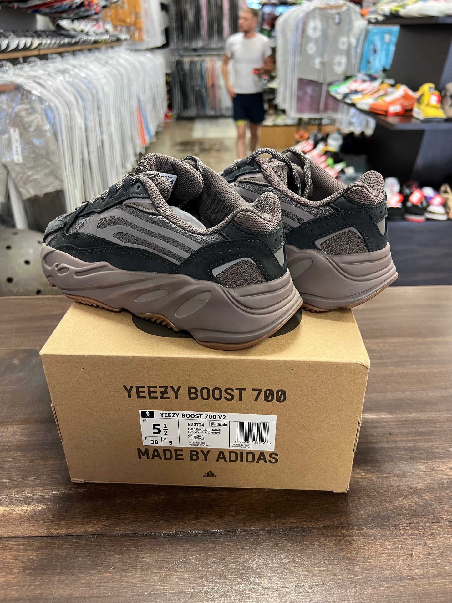 Yeezy Boost 700 V2 Mauve