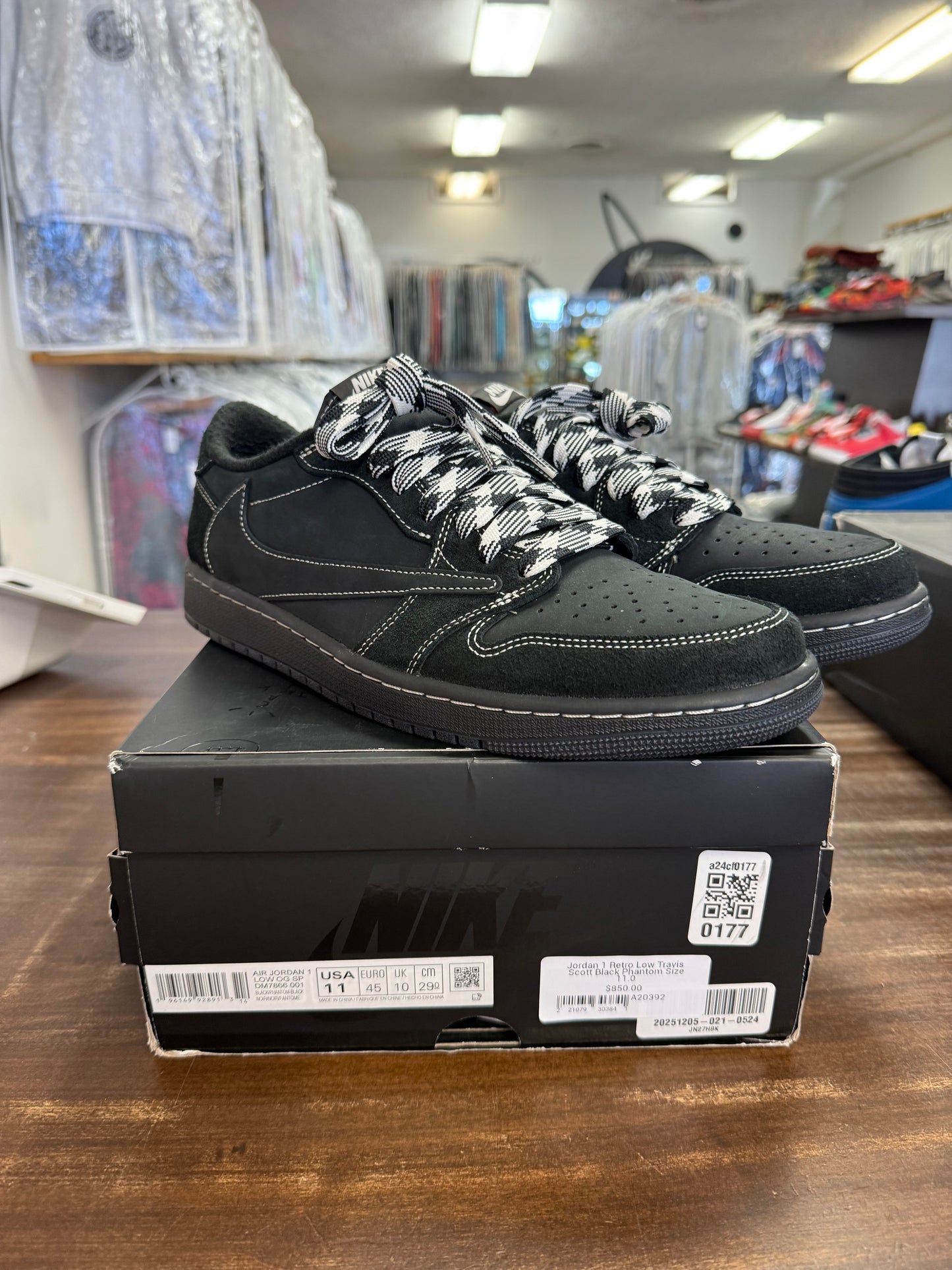 Jordan 1 Retro Low Travis Scott Black Phantom