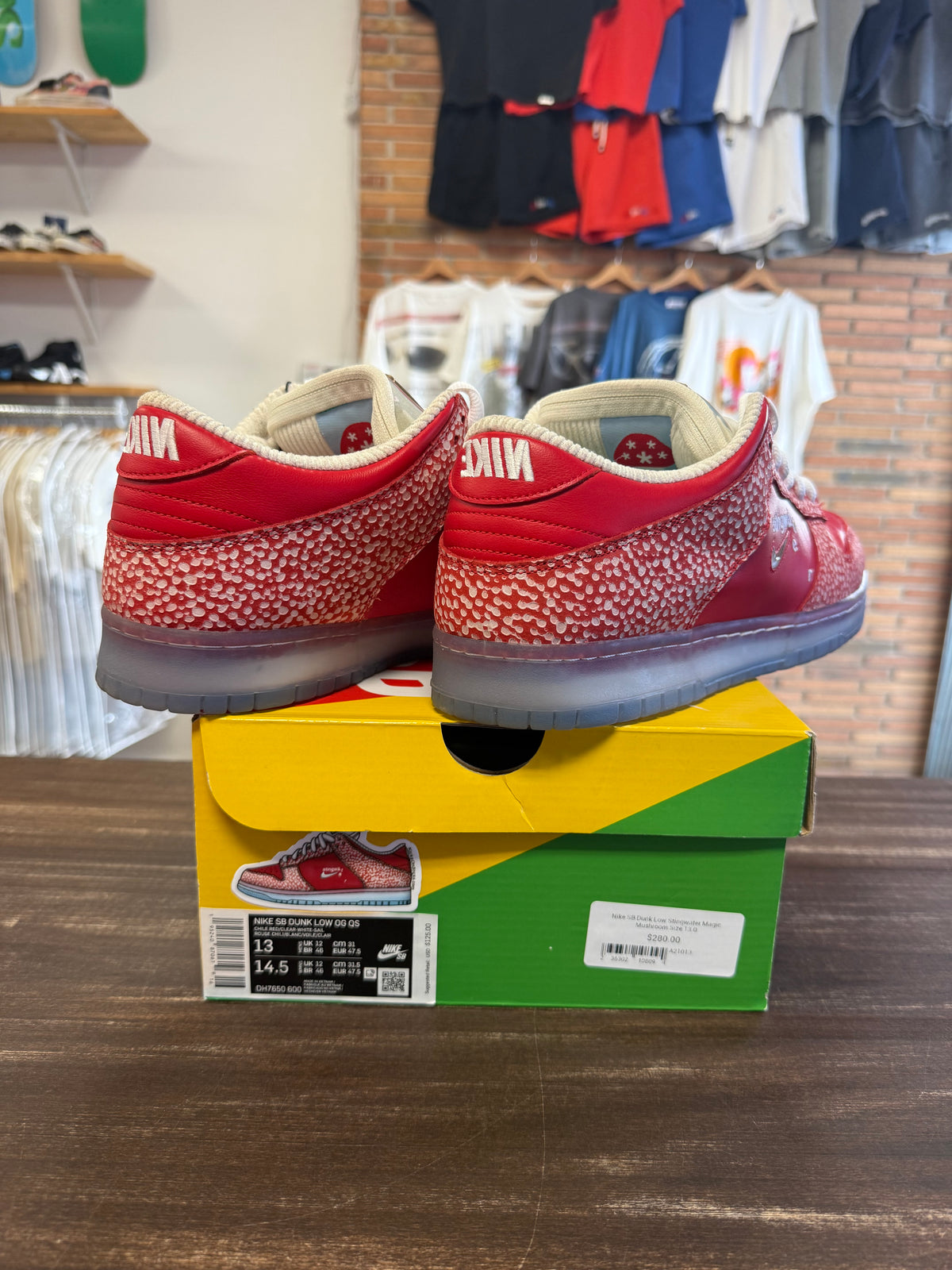 Nike SB Dunk Low Stingwater Magic Mushroom