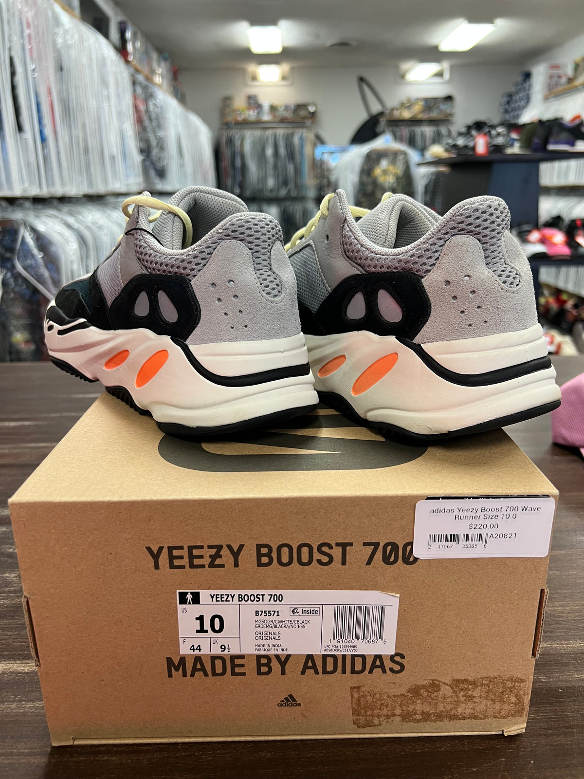 adidas Yeezy Boost 700 Wave Runner