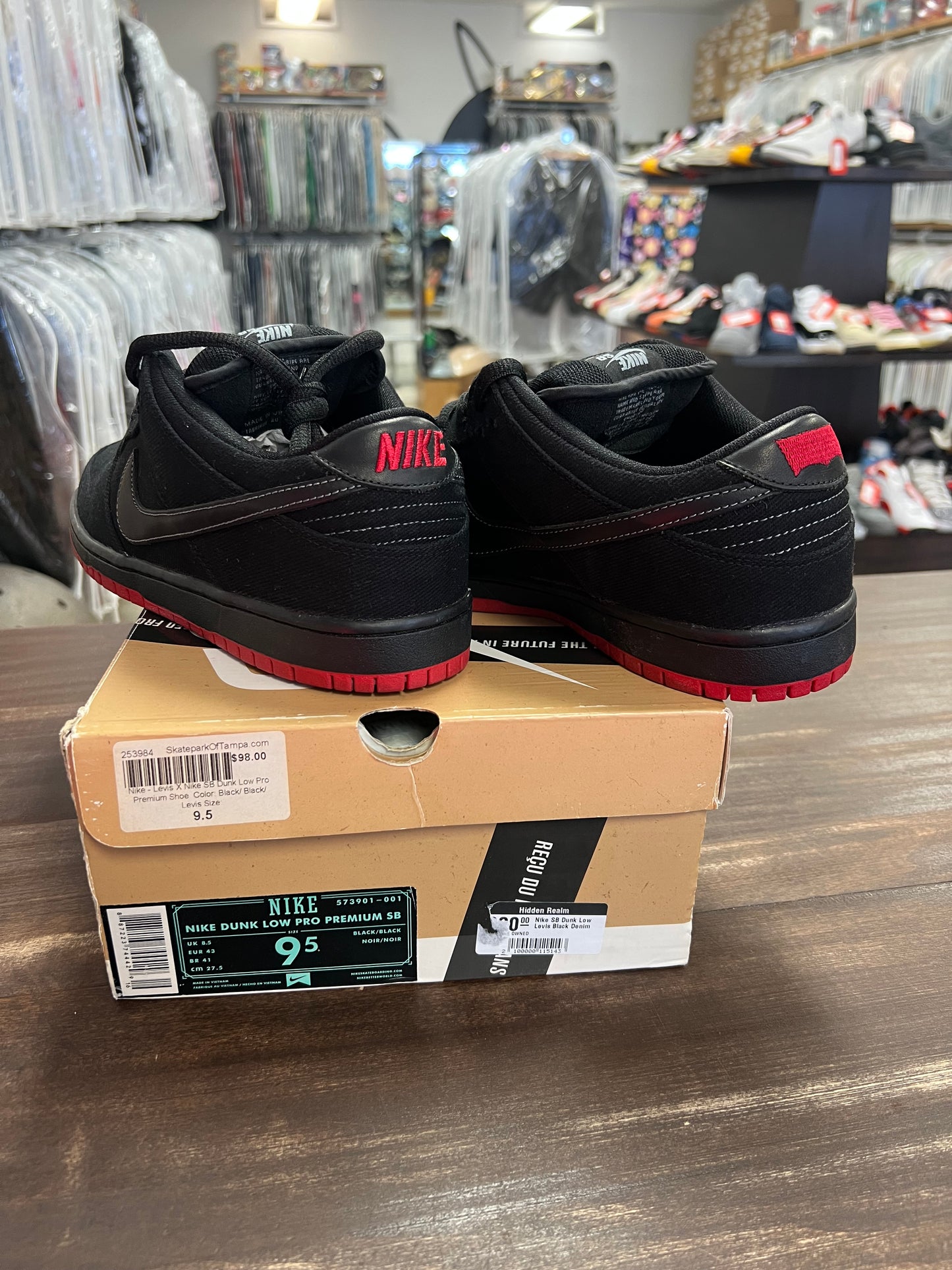 Nike SB Dunk Low Levis Black Denim