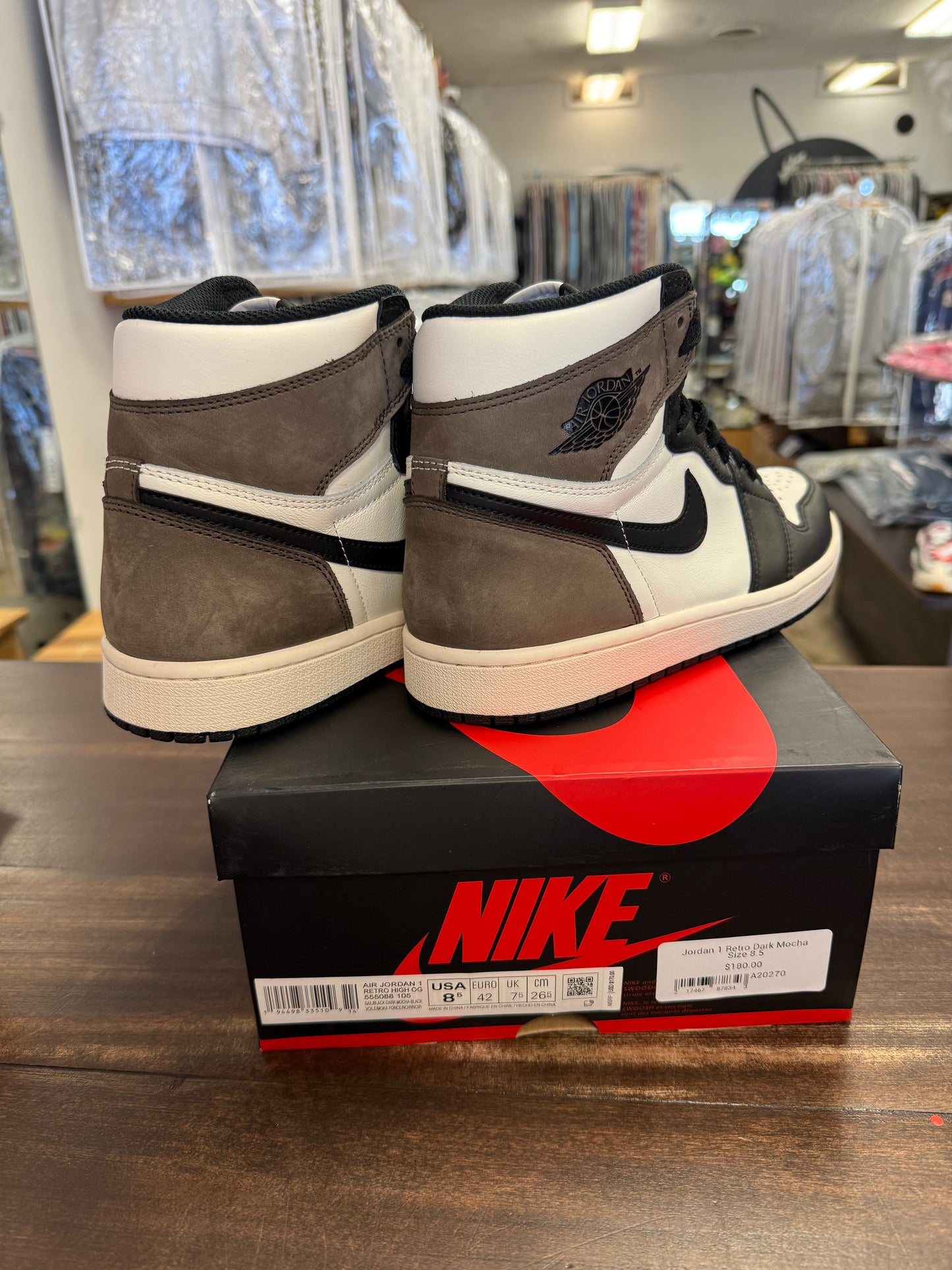 Jordan 1 Retro Dark Mocha
