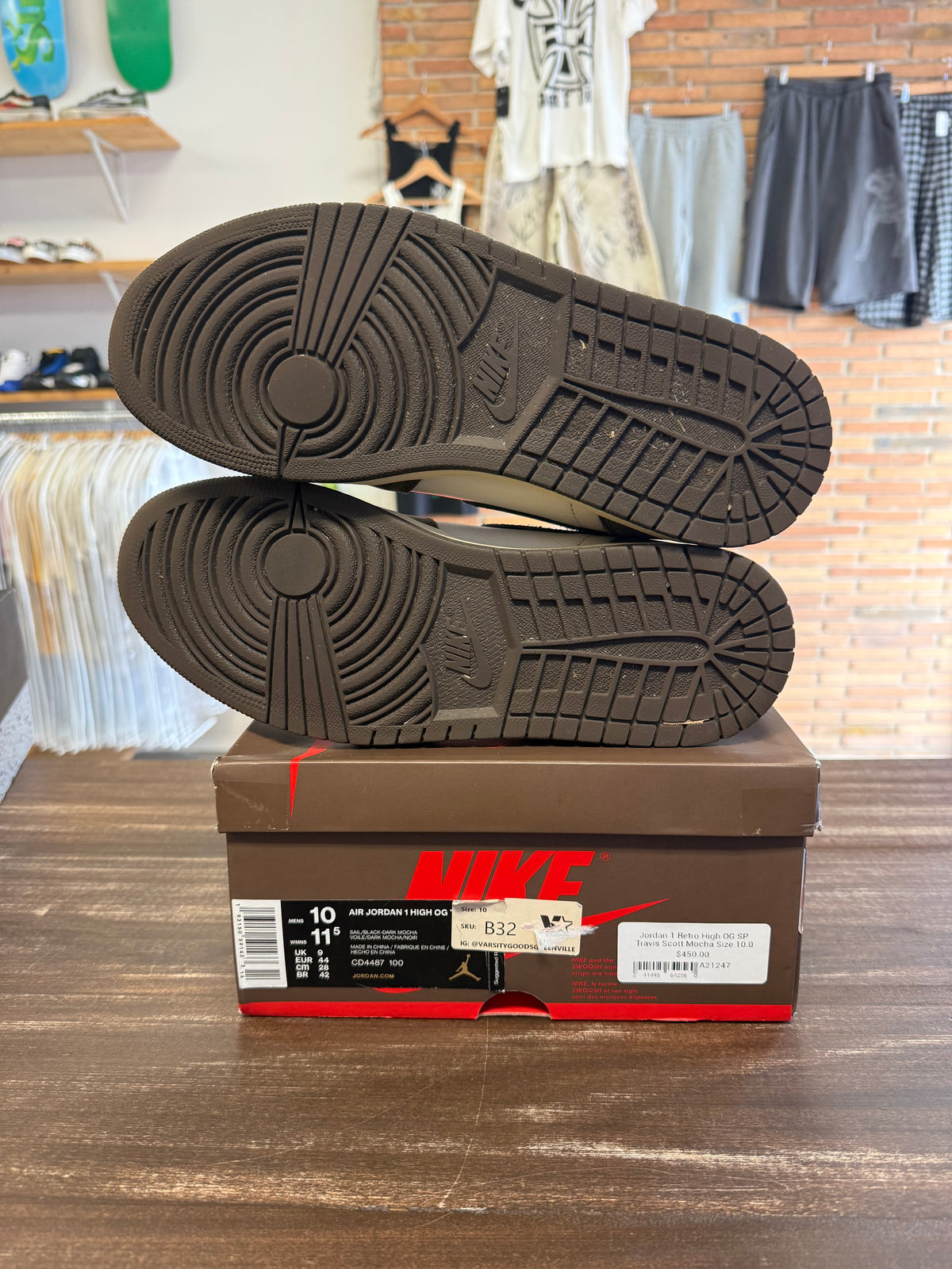 Jordan 1 Retro High OG SP Travis Scott Mocha