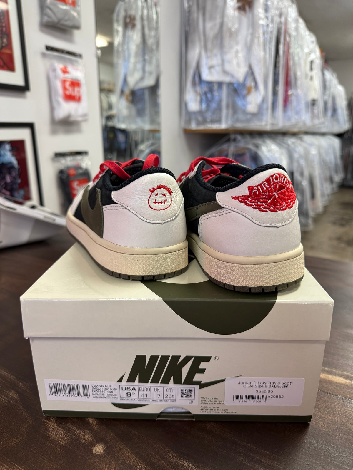 Jordan 1 Low Travis Scott Olive