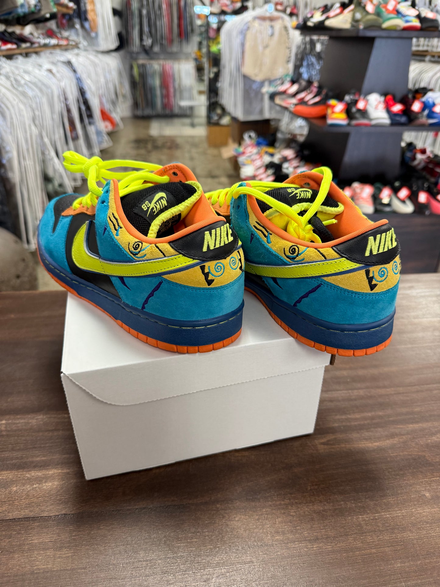 Nike SB Dunk Low Skate or Die