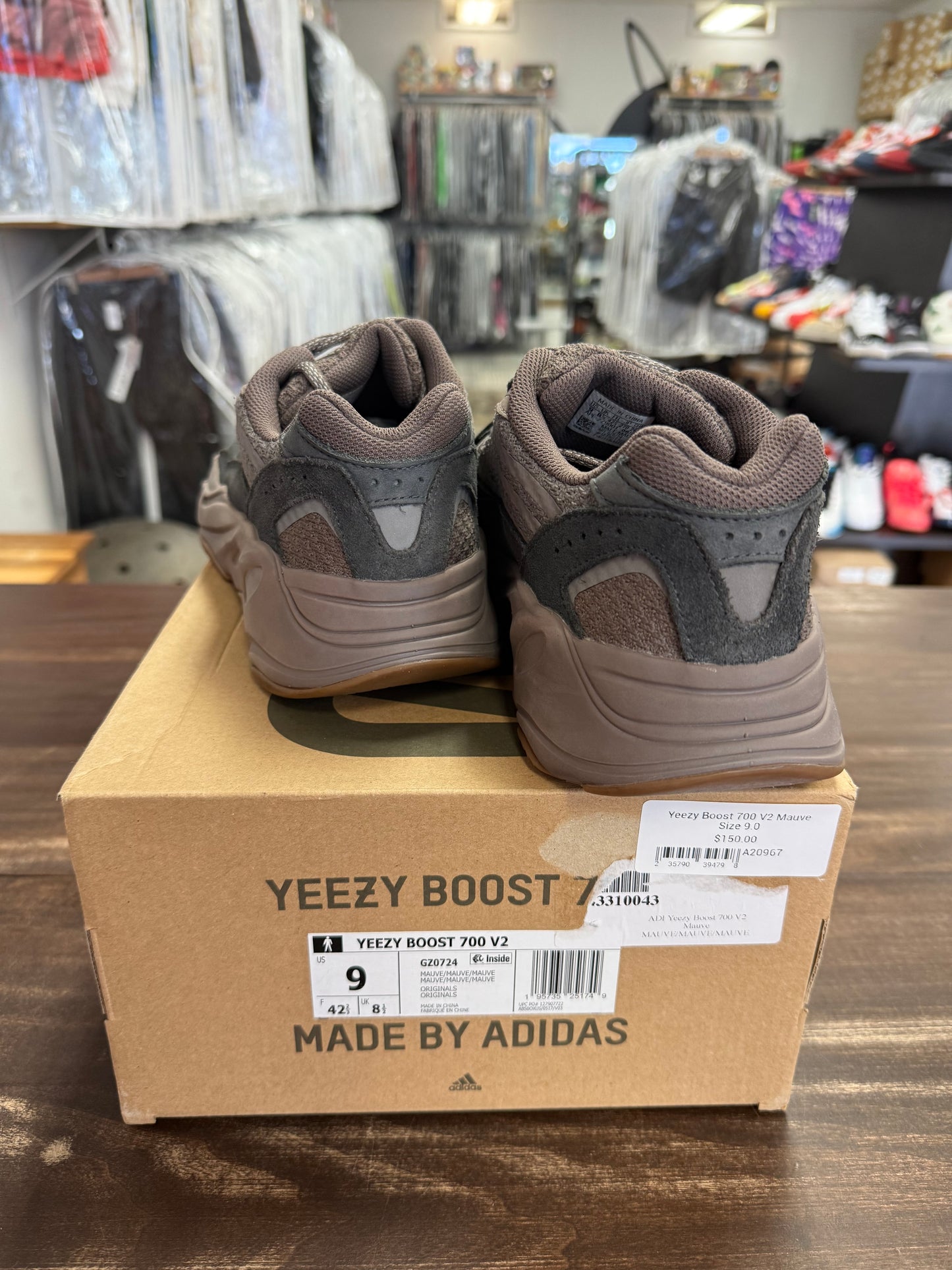 Yeezy Boost 700 V2 Mauve
