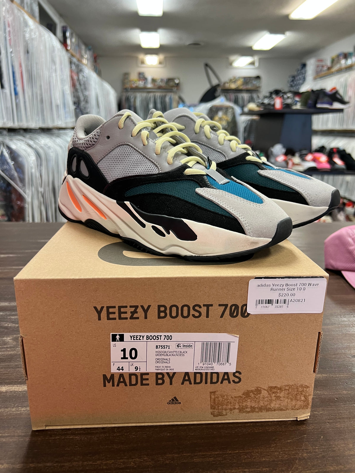 adidas Yeezy Boost 700 Wave Runner