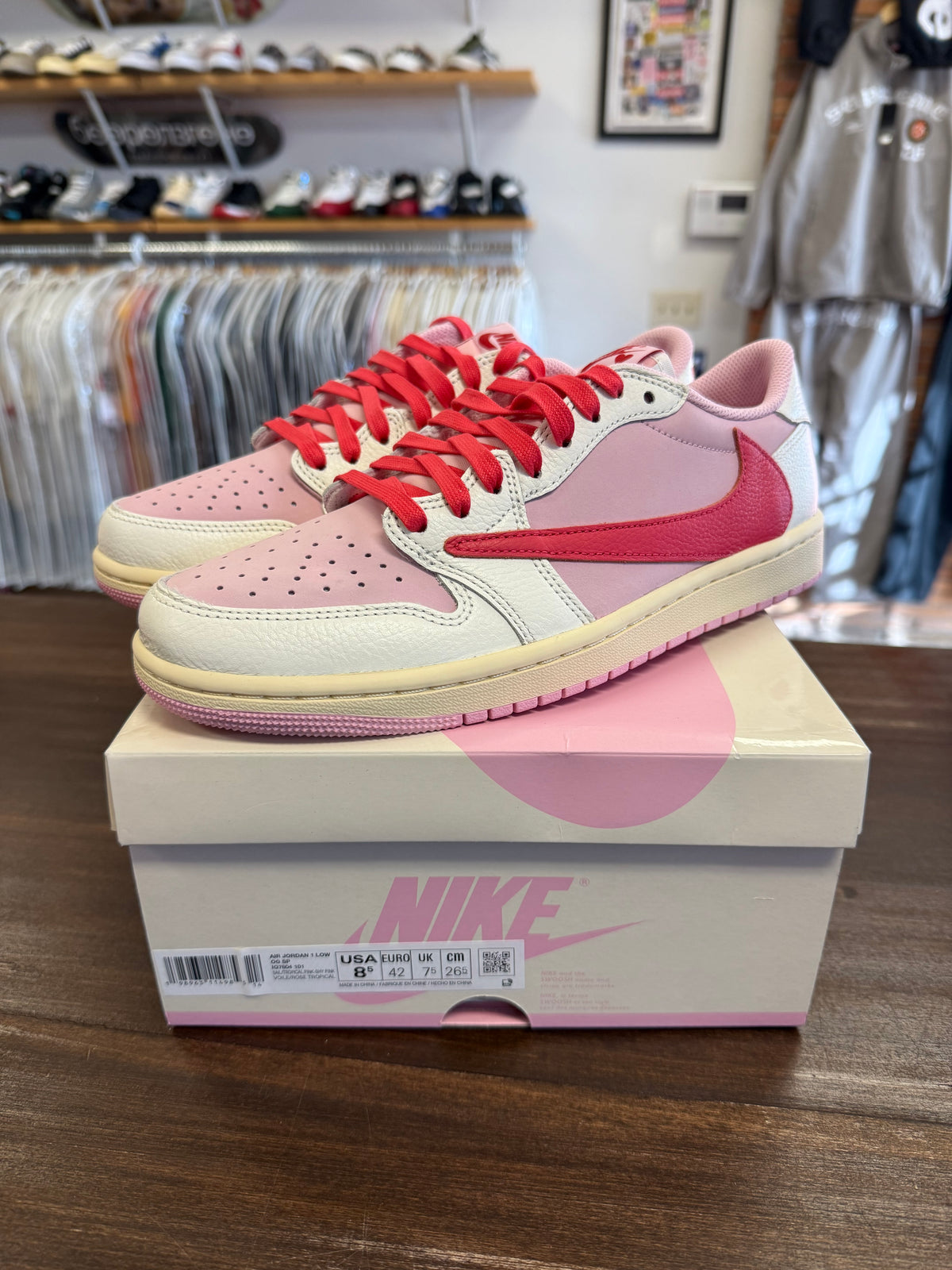 Jordan 1 Low OG SP Travis Scott Sail Tropical Pink
