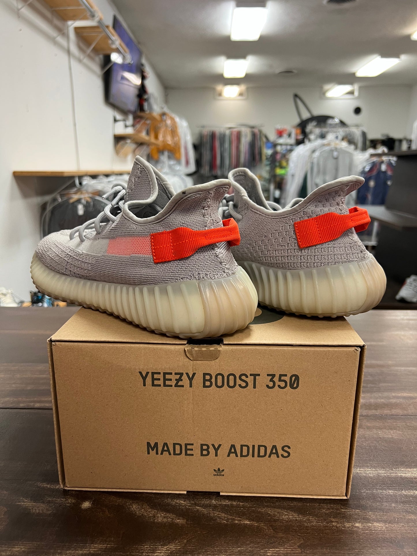 Yeezy Boost 350 V2 Tail Light