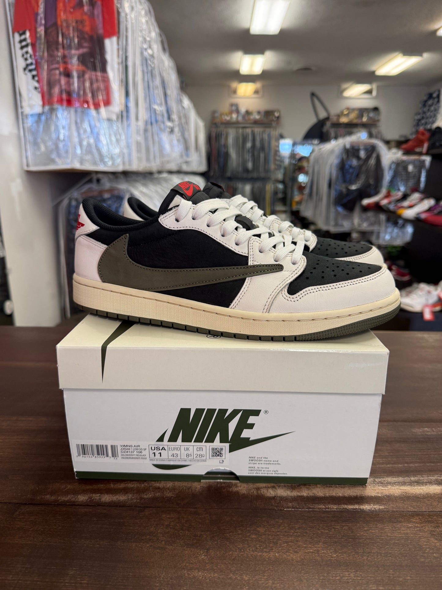 Jordan 1 Low Travis Scott Olive