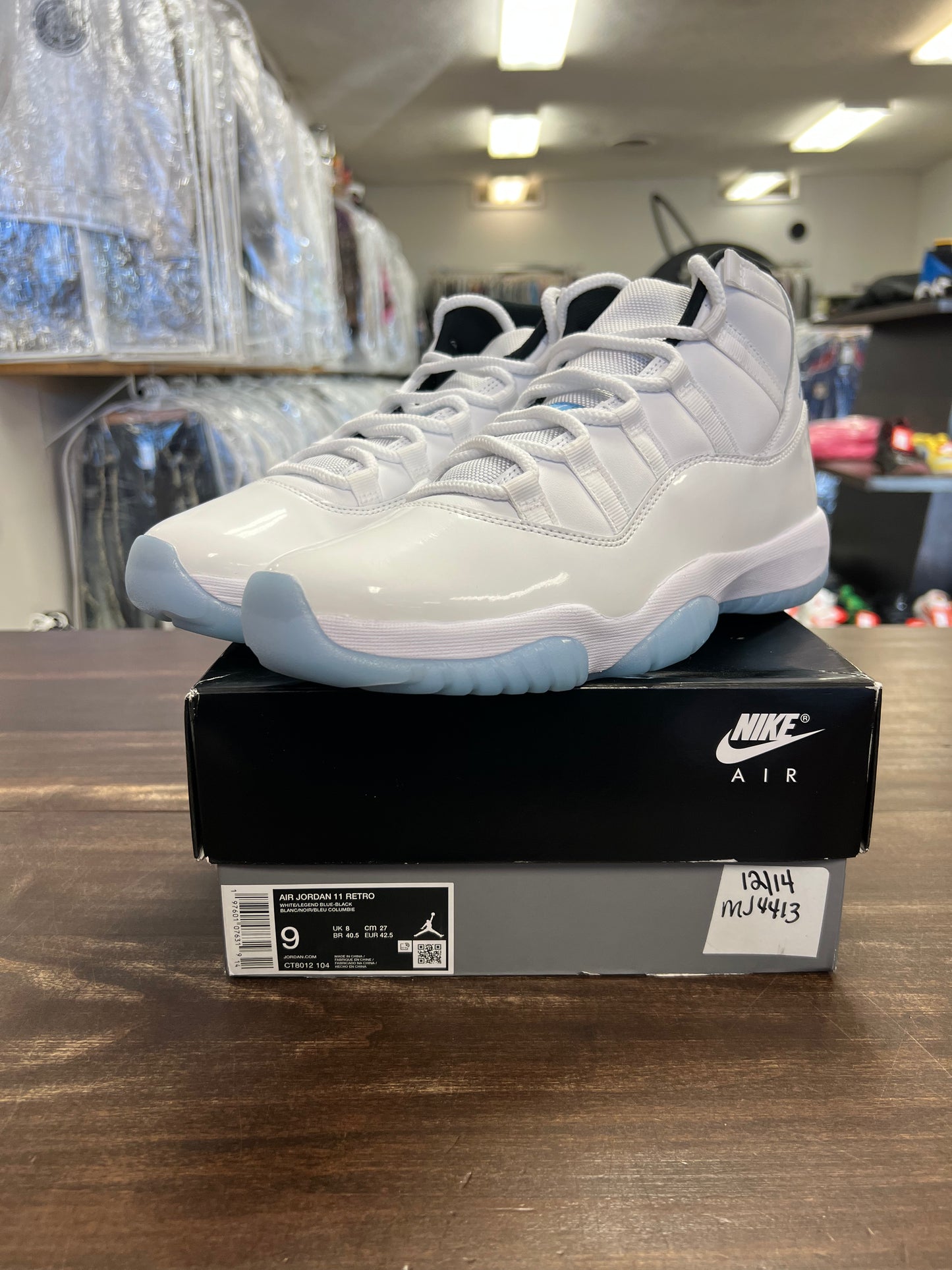 Jordan 11 Legend Blue 2024
