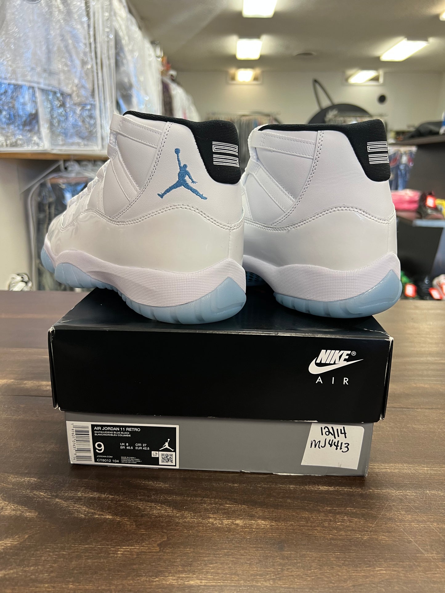 Jordan 11 Legend Blue 2024