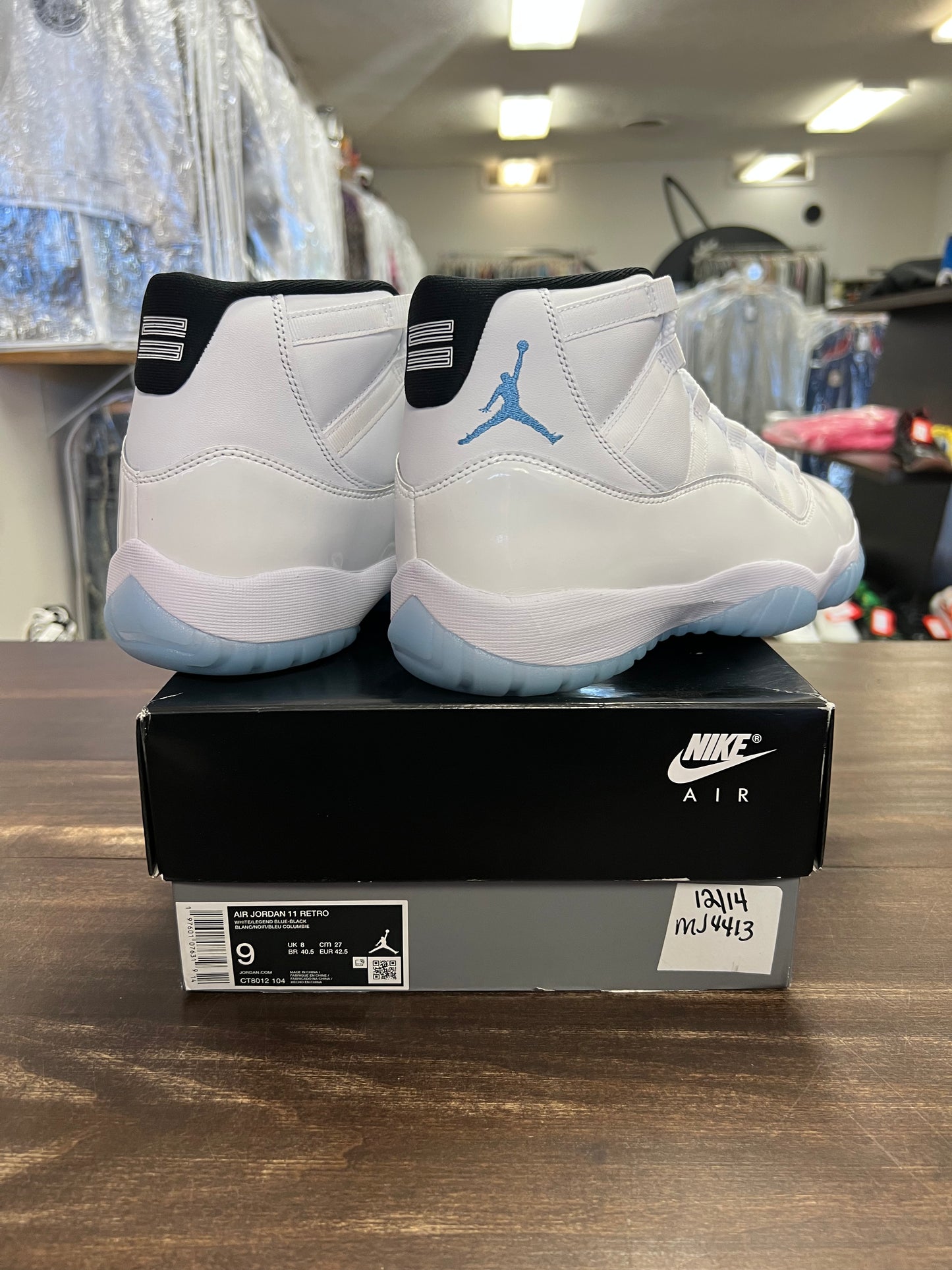 Jordan 11 Legend Blue 2024