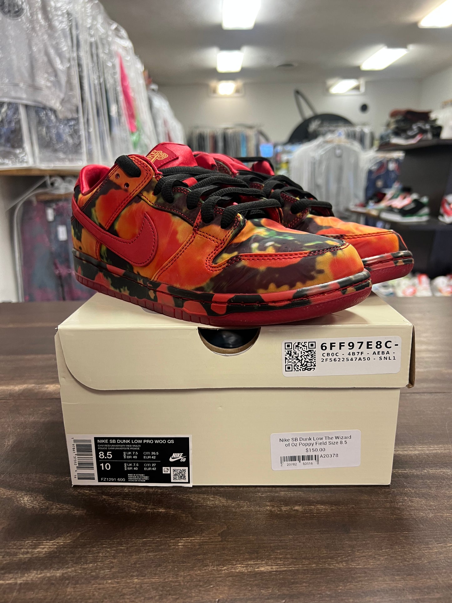 Nike SB Dunk Low The Wizard of Oz Poppy Field