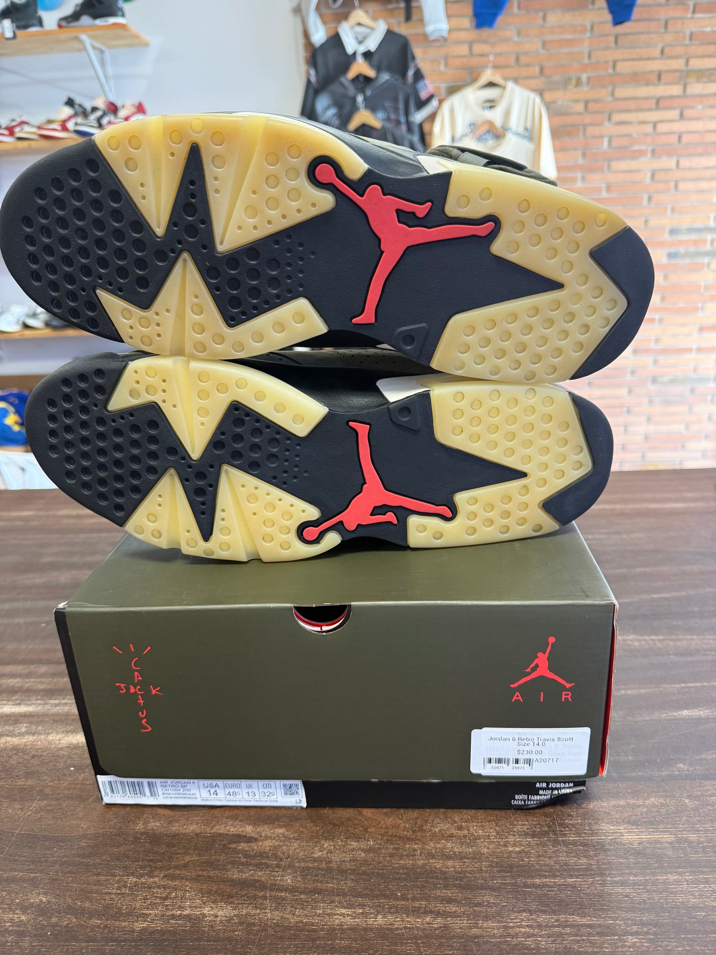 Jordan 6 Retro Travis Scott
