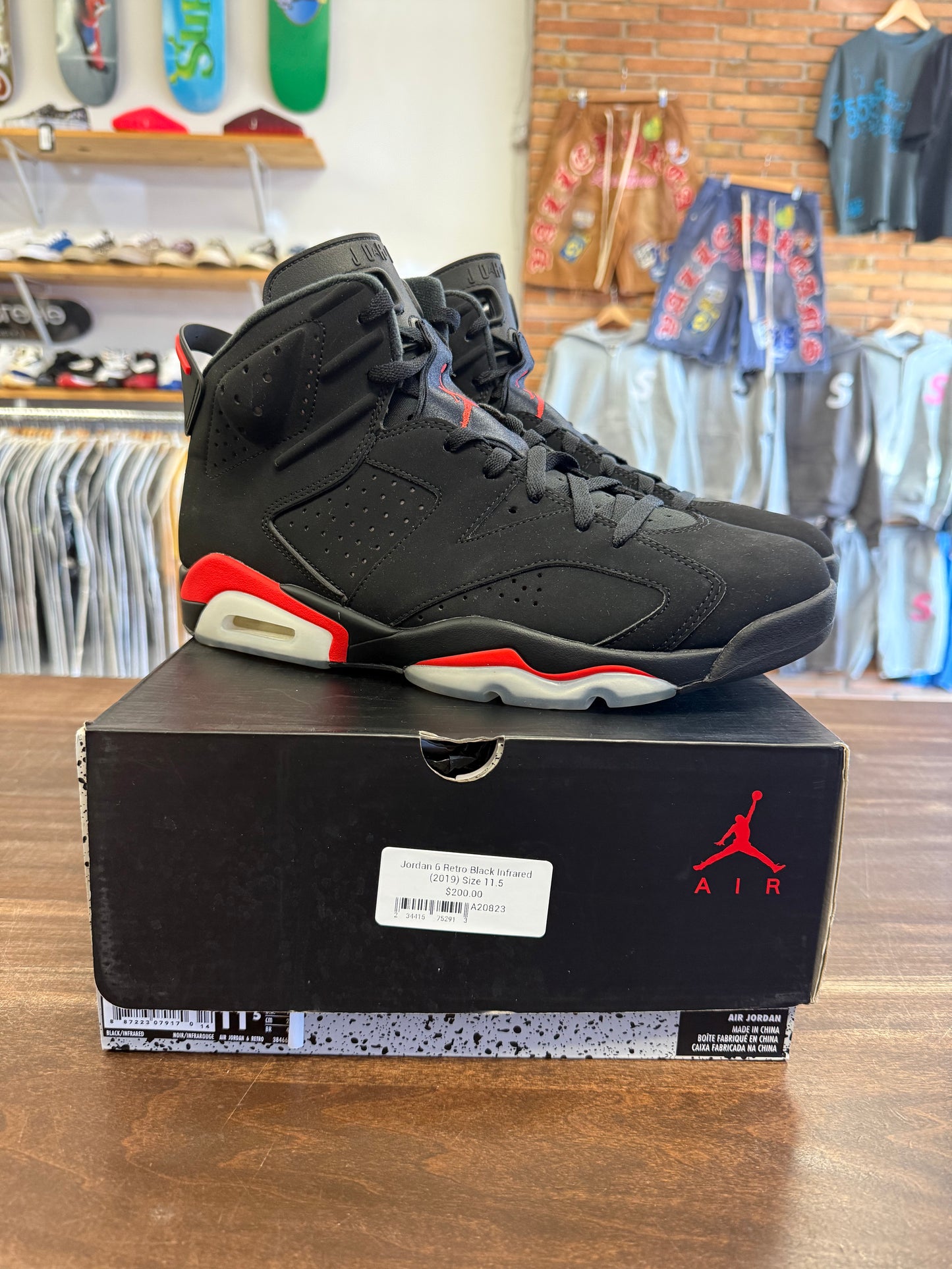 Jordan 6 Retro Black Infrared (2019)