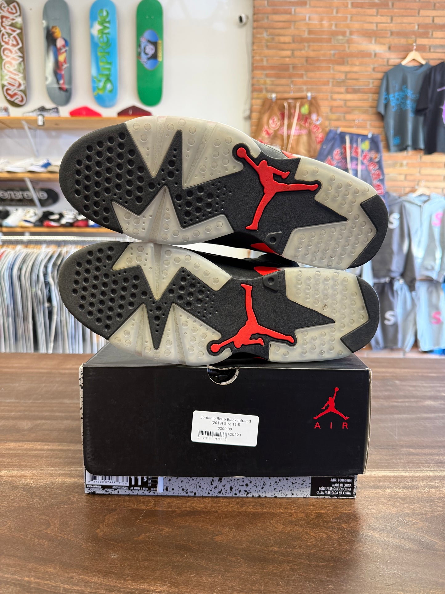Jordan 6 Retro Black Infrared (2019)