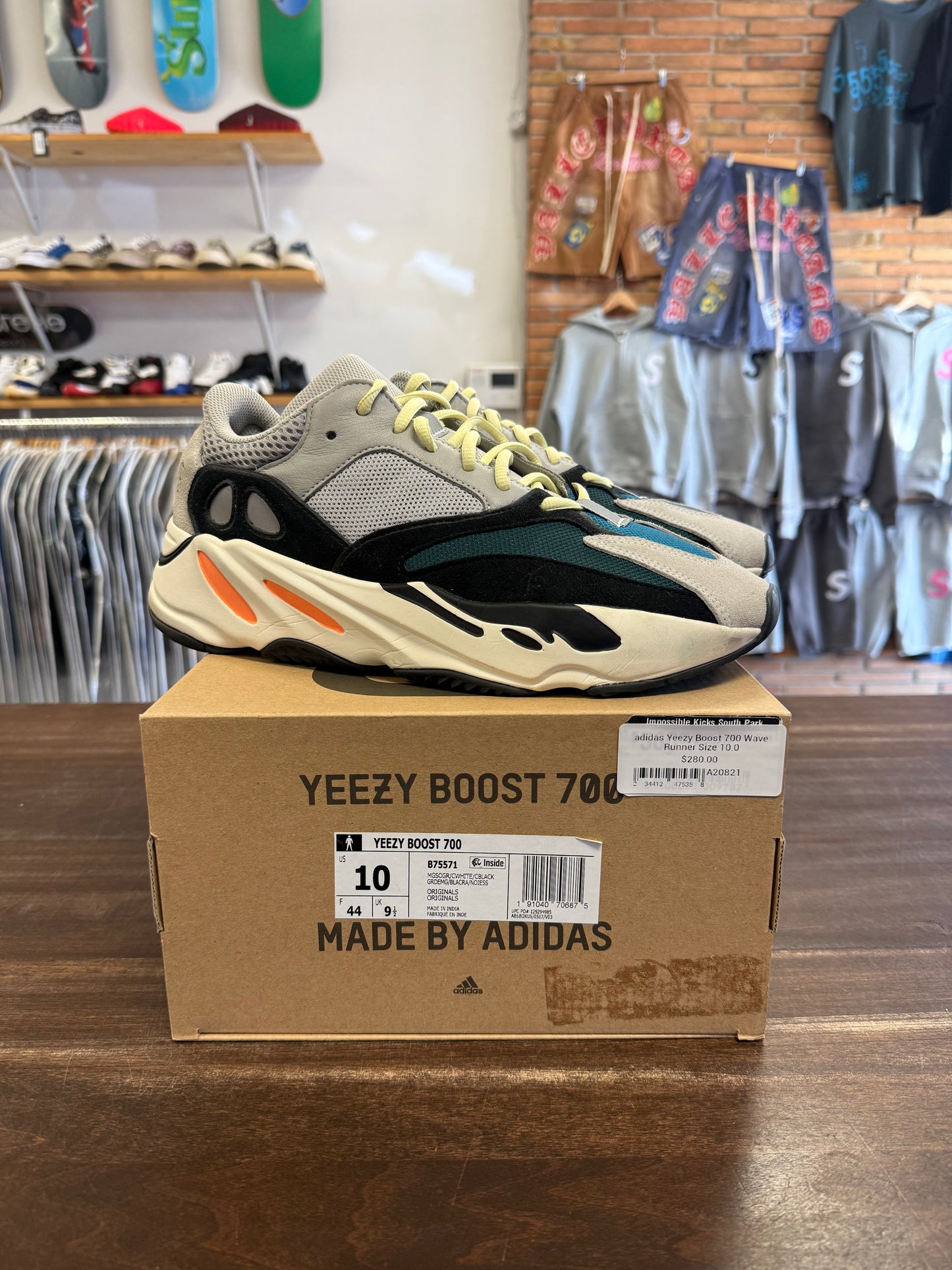 adidas Yeezy Boost 700 Wave Runner