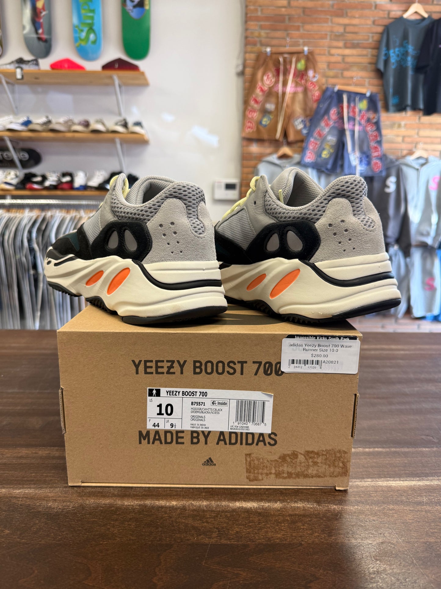 adidas Yeezy Boost 700 Wave Runner