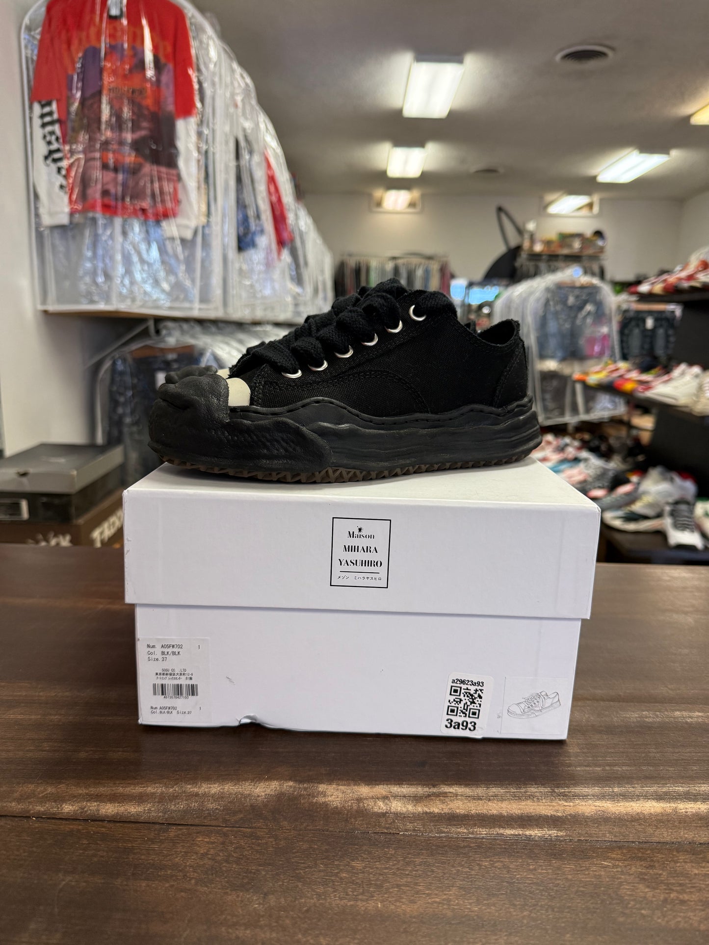Maison Mihara Yasuhiro Hank OG Sole Canvas Low Black