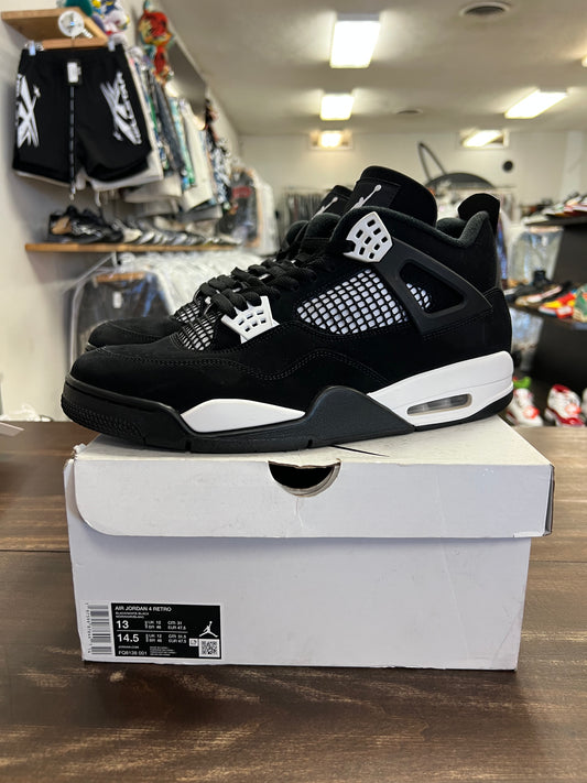 Jordan 4 Retro White Thunder