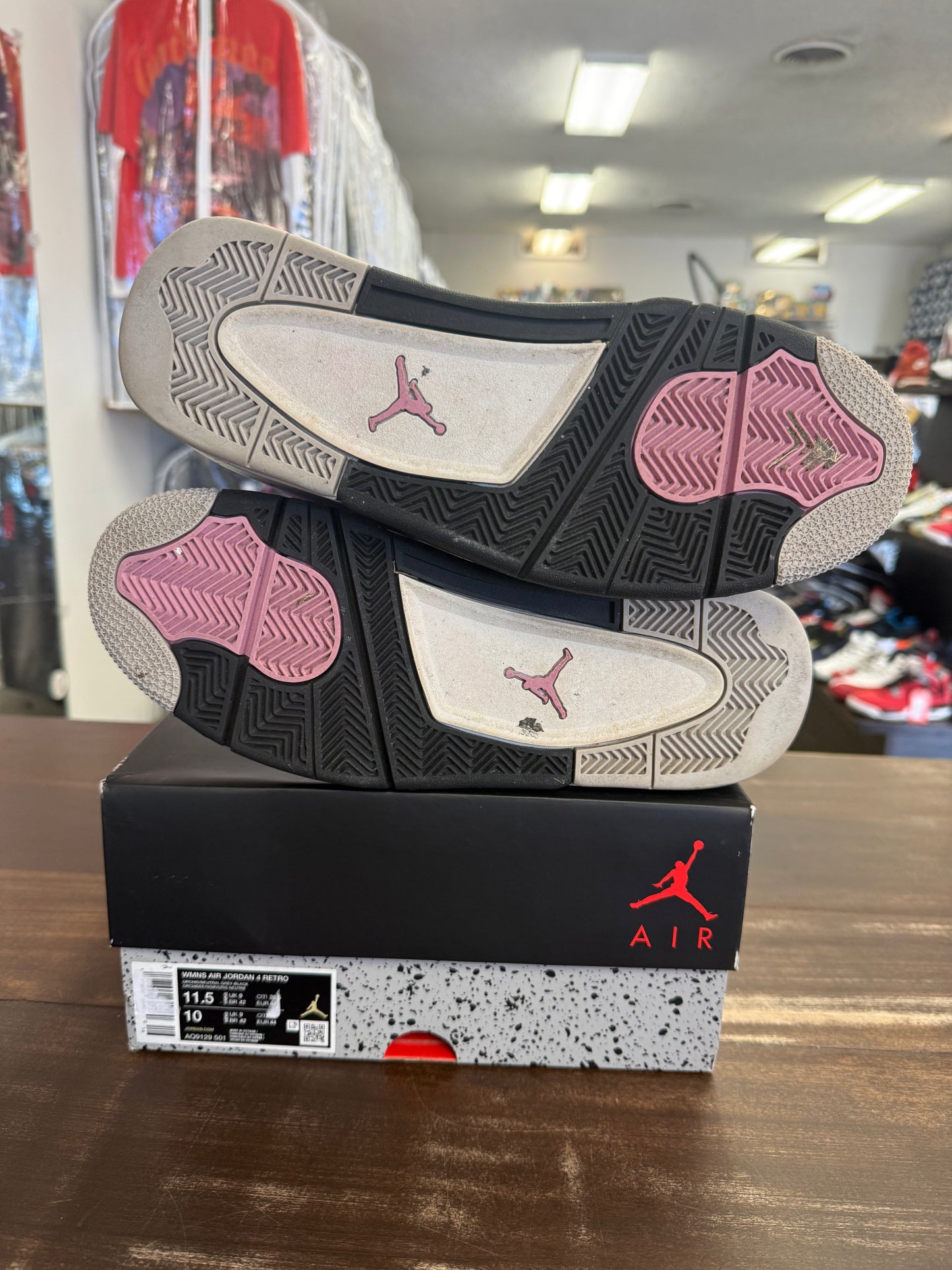 Jordan 4 Retro Orchid (Women's)