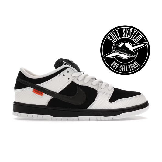 Nike SB Dunk Low TIGHTBOOTH