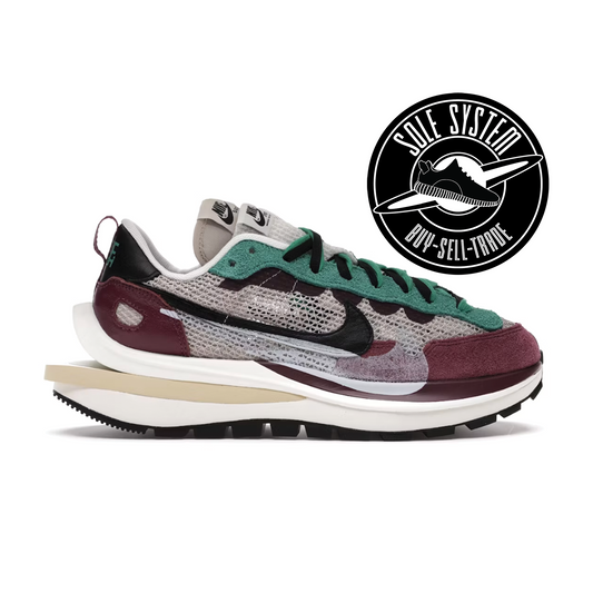 Nike Vaporwaffle sacai Neptune Green